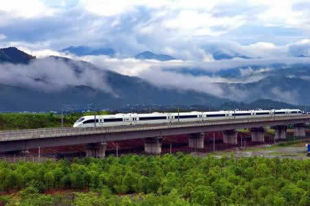 2 Days Enjoyable Shanghai to Huangshan Weekend Tour By Train