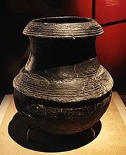 Black pottery of the Hemudu culture