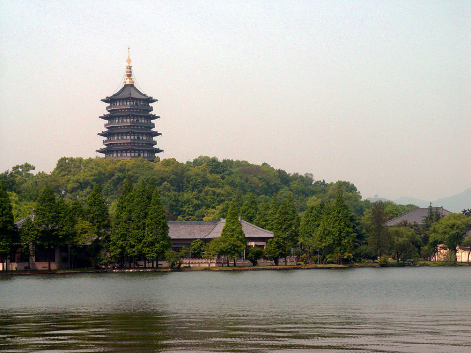 Leifeng Pagoda _01.jpg Leifeng Pagoda _01.jpg
