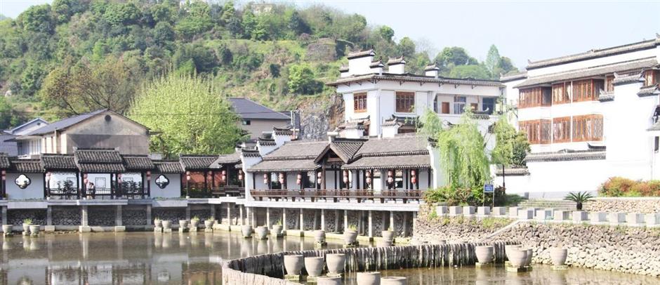 Huanxi_Village_zhejiang.jpg