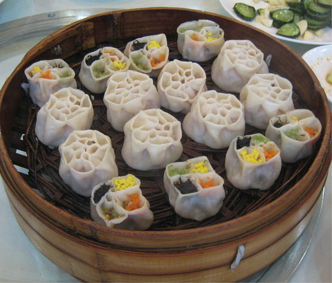 Dumpling_Banquet.jpg Dumpling_Banquet.jpg