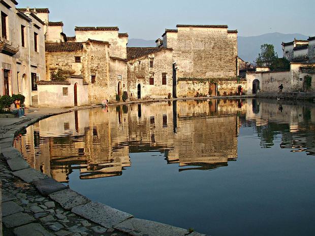 Hongcun_Village_01.jpg Hongcun_Village_01.jpg