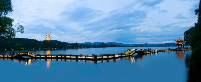 West lake.jpg West lake.jpg