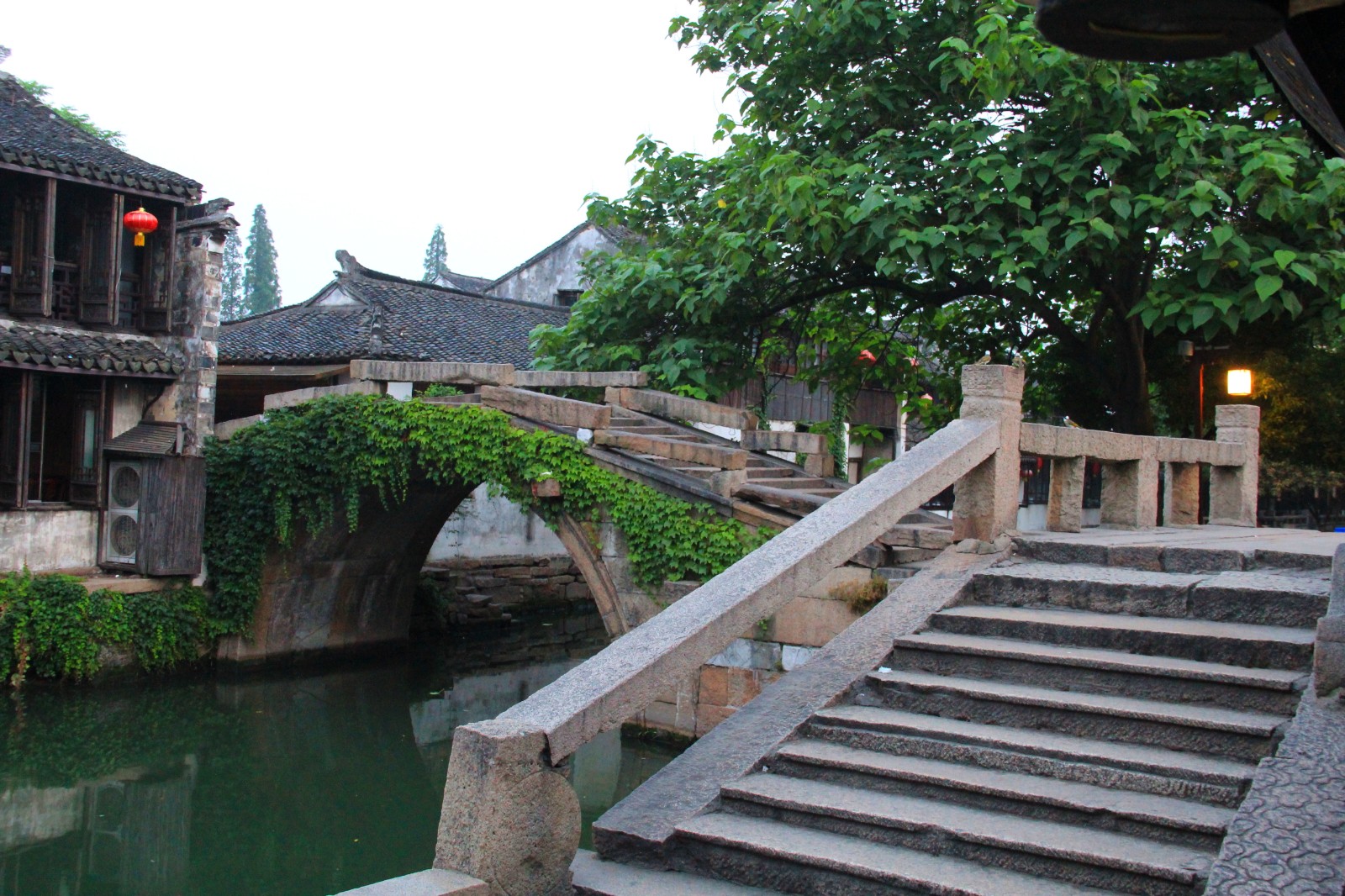 Twin-Bridges Twin-Bridges