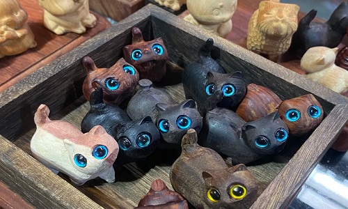 wood-carving wood-carving