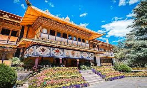 Norbulingka-Park-Lhasa Norbulingka-Park-Lhasa