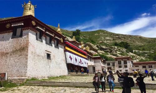 sera-monastery-Lhasa sera-monastery-Lhasa