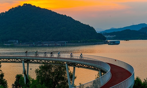 Qingshan-Lake-National-Forest-Park-Cycling Qingshan-Lake-National-Forest-Park-Cycling