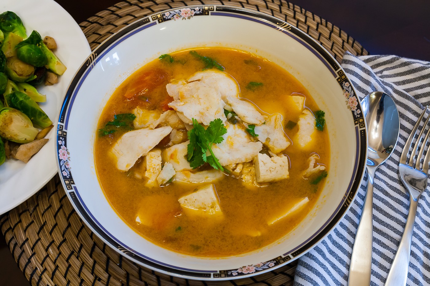 Stewed-Fish-Head-with-Tofu-in-Casserole2