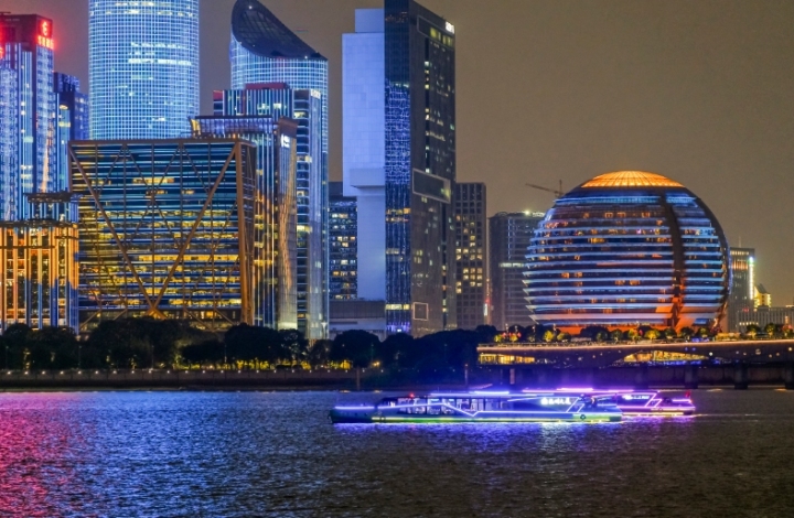 Qiantang-River-Night-Cruise Qiantang-River-Night-Cruise