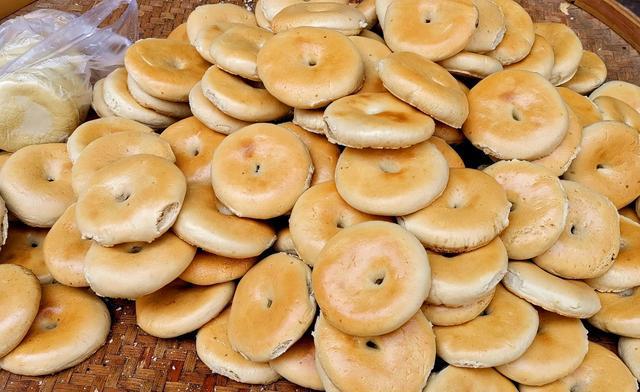 Fried-Dough-Rings3 Fried-Dough-Rings3