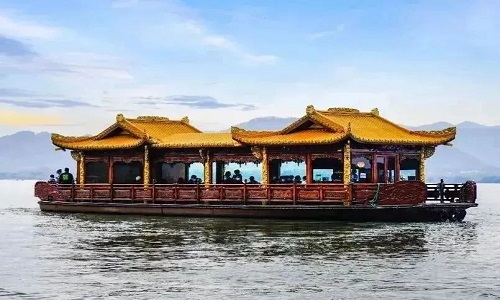 Luxury-painted-boats-120 Luxury-painted-boats-120